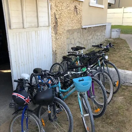 La Au Bout Du Jardin / Sword * Hermanville-sur-Mer