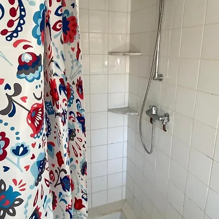 Ferienhaus La Au Bout Du Jardin / Sword