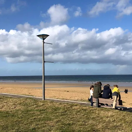 Ferienhaus La Au Bout Du Jardin / Sword