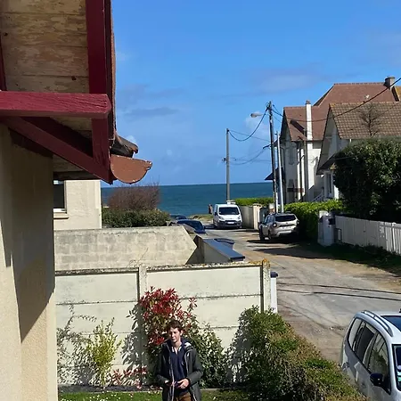 Ferienhaus La Au Bout Du Jardin / Sword *