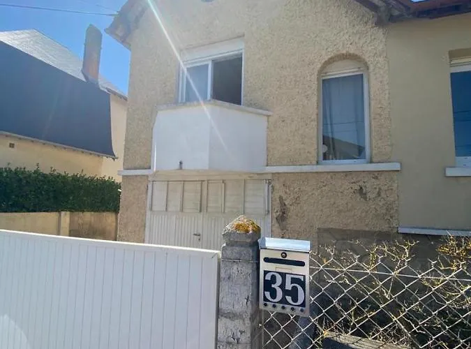 La Au Bout Du Jardin / Sword Holiday home