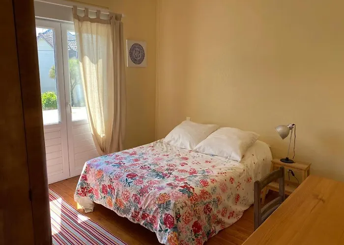 La Au Bout Du Jardin / Sword Hermanville-sur-Mer