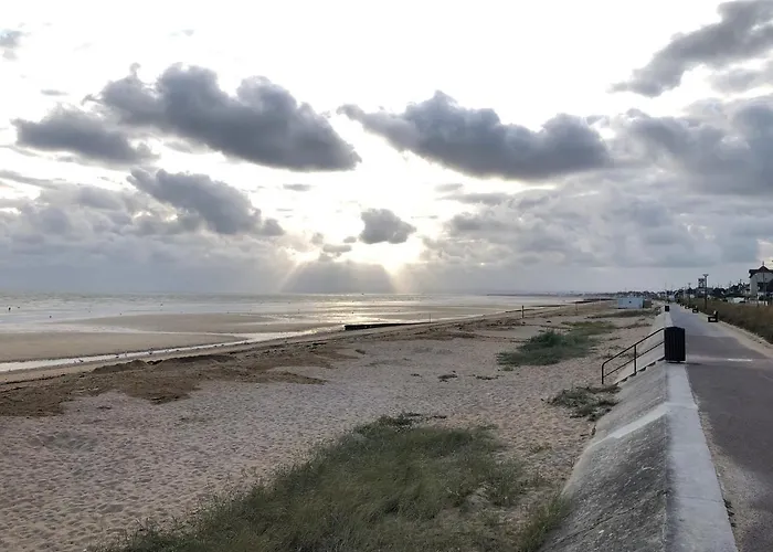 La Au Bout Du Jardin / Sword Holiday home Hermanville-sur-Mer