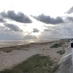 La Au Bout Du Jardin / Sword Hébergement de vacances Hermanville-sur-Mer