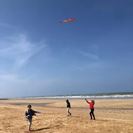 La Au Bout Du Jardin / Sword *