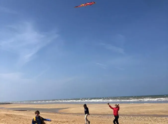 La Au Bout Du Jardin / Sword *